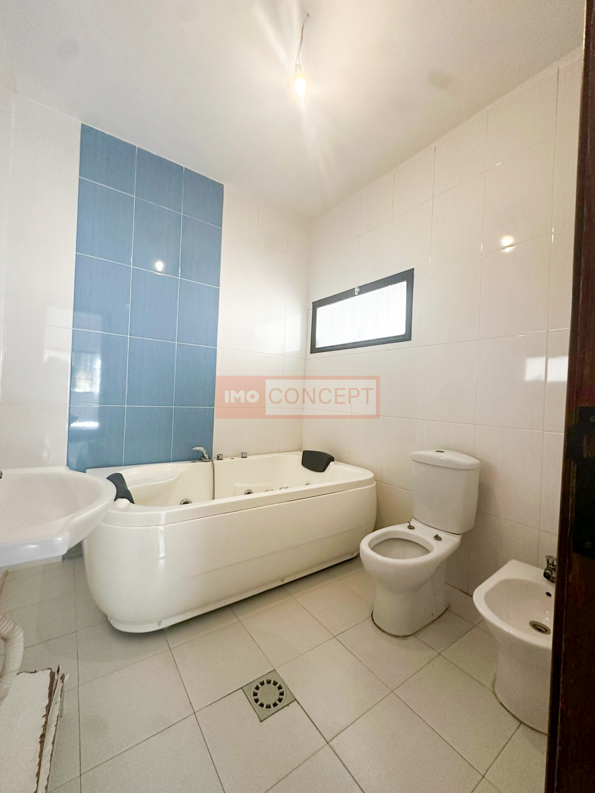 Foto de Vivenda V6+1 à venda no Lar do Patriota