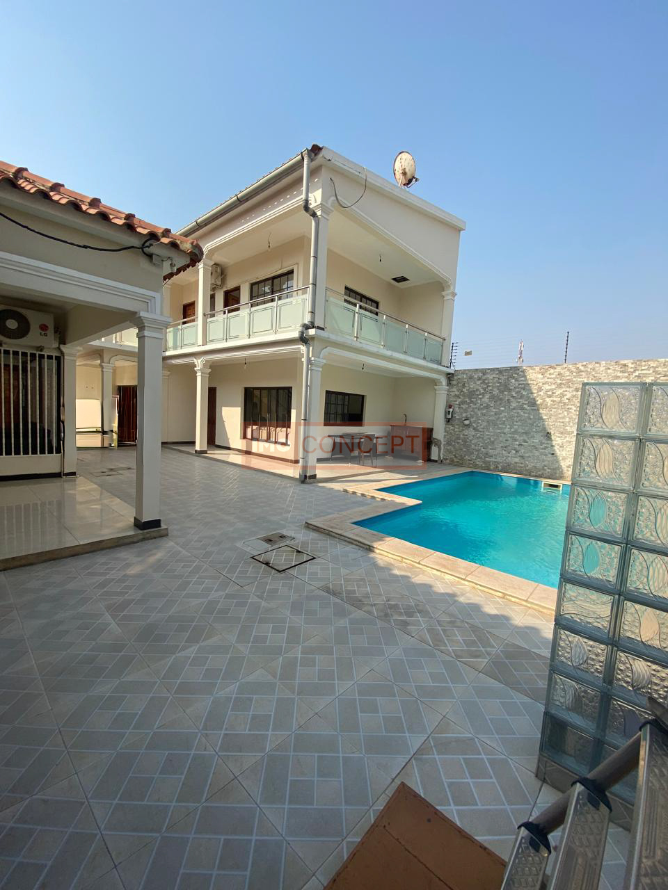 Vivenda V6+1 à Venda no Lar do Patriota