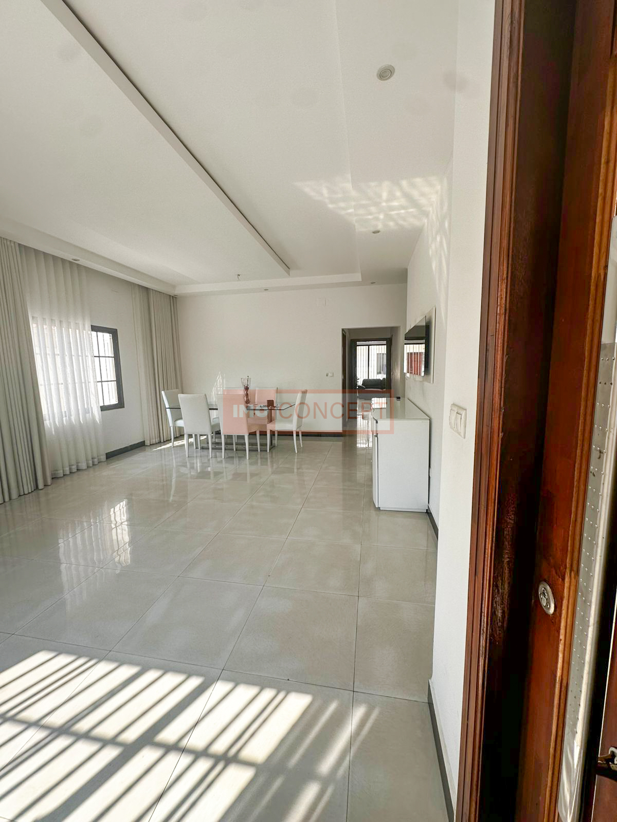 Foto de Vivenda V6+1 à venda no Lar do Patriota