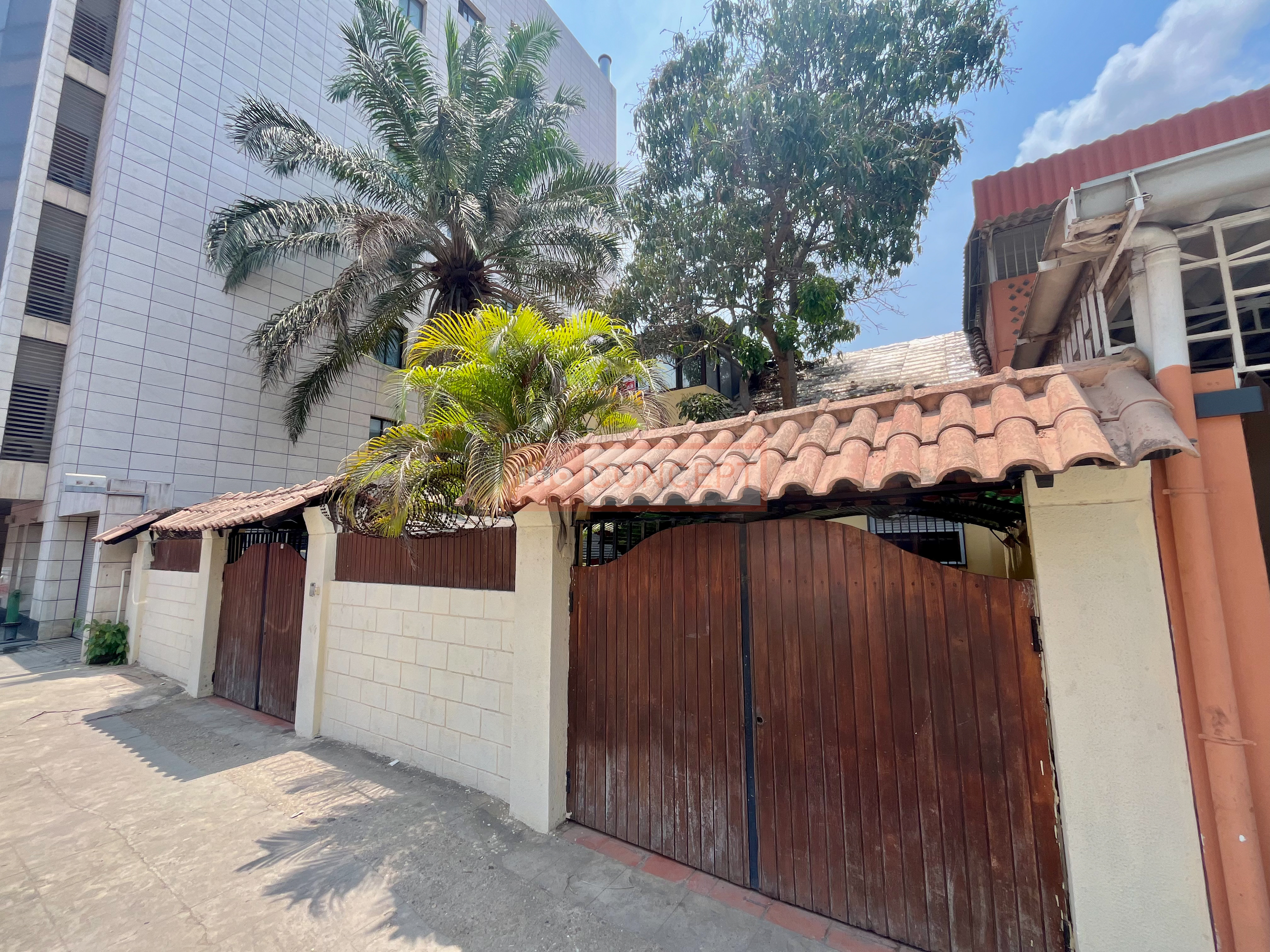 Triplex Renovado Ingombotas