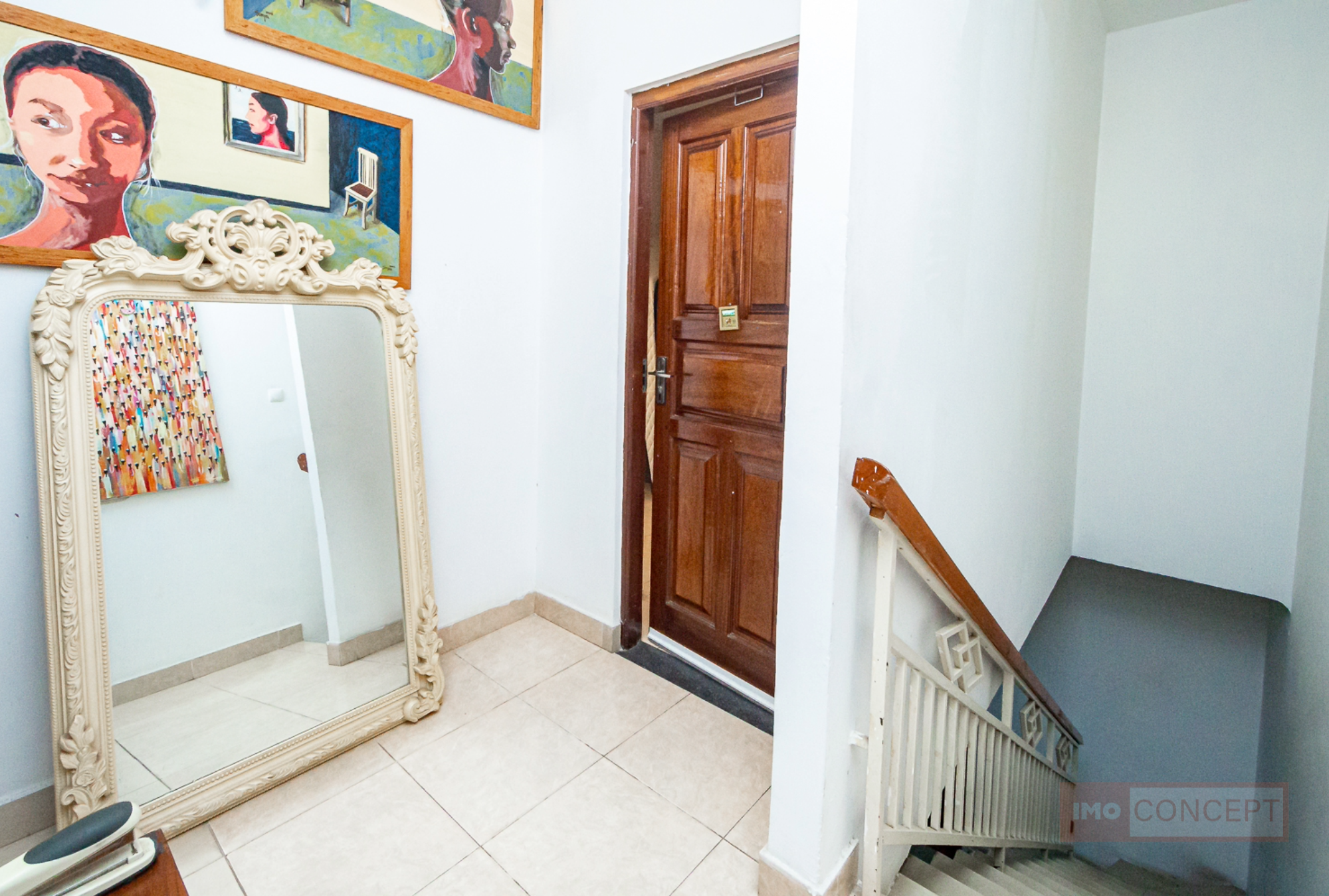 Foto de Vende-se: Vivenda V6 Duplex - Miramar