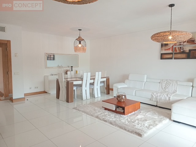Foto de Apartamento T2 Mobilado | Coqueiros Living