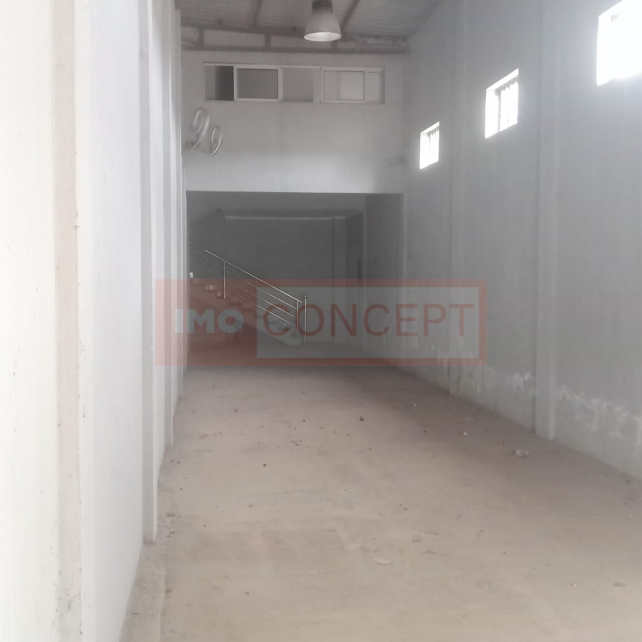 Armazém à Venda no Benfica